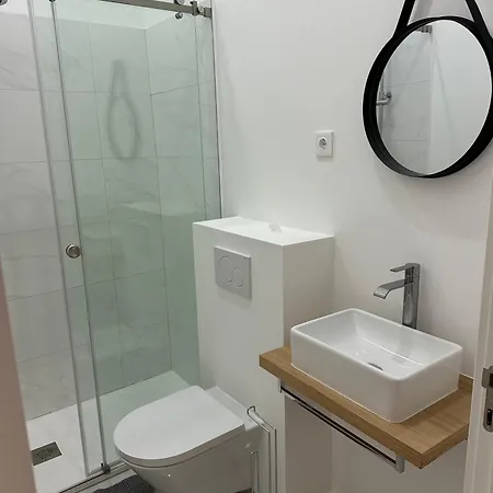 게스트하우스 Baixa Chiado Bedrooms 3*