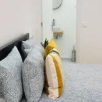 Baixa Chiado Bedrooms 3* Lissabon