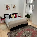 Baixa Chiado Bedrooms Casa de hóspedes 3*
