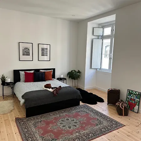 Baixa Chiado Bedrooms 3* Лісабон
