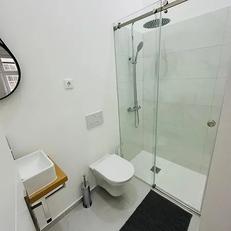 Baixa Chiado Bedrooms Гостевой дом 3*
